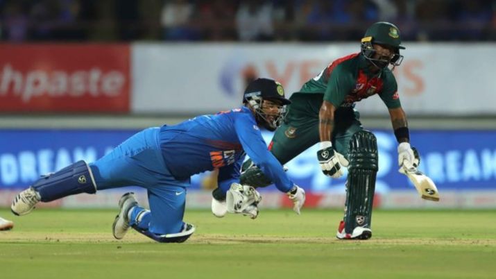 rishabh pant vs bangladesh stump