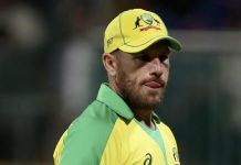 Watch: Twitter catches Aaron Finch vaping during IPL 2020 match between RCB and RR