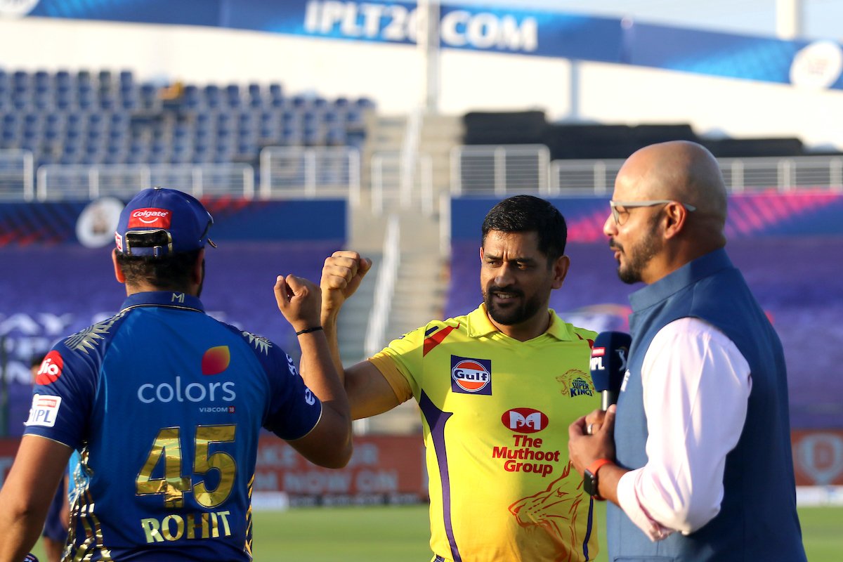 Rohit Sharma and MS Dhoni at the toss in first match of IPL 2020, Rohit Sharma starts IPL 2020 with first ball four vs CSK