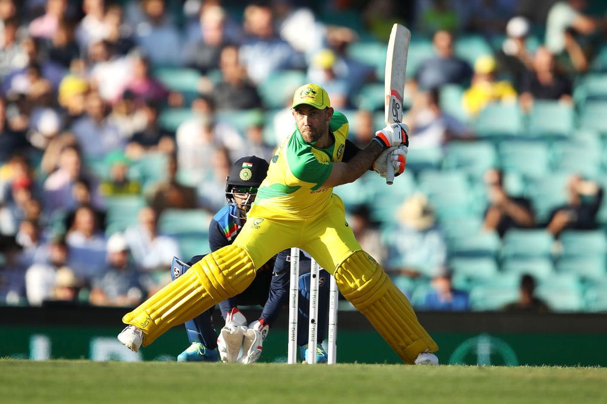 Glenn Maxwell switch hit